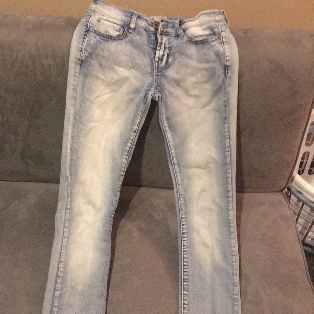 Light wash jeans